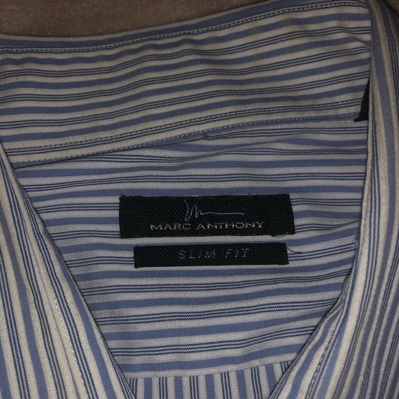 Men’s Blue Marc Anthony Dress Shirt - Picture 2 of 4